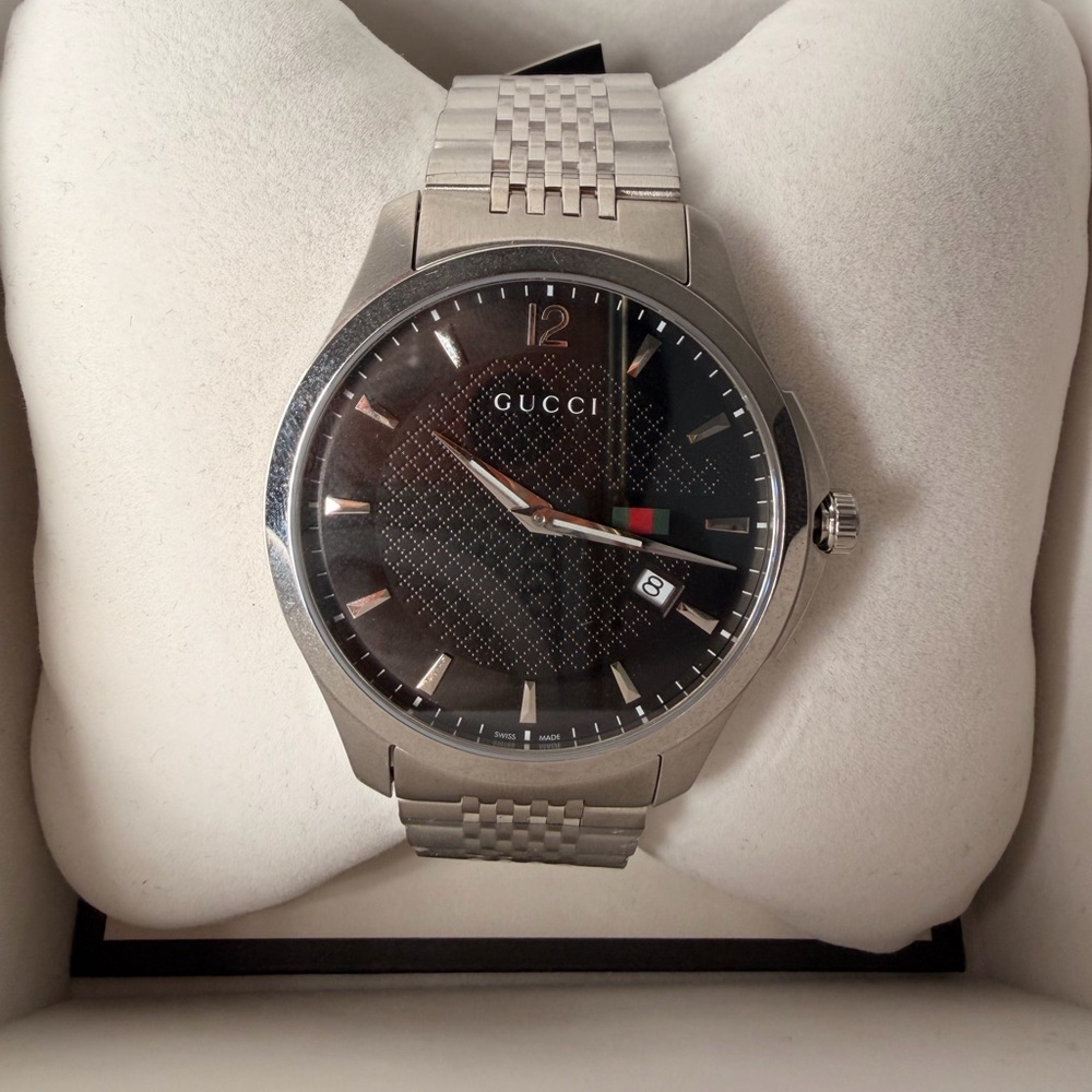 Gucci G-Timeless Slim Steel Bracelet Black Mens Watch YA126309